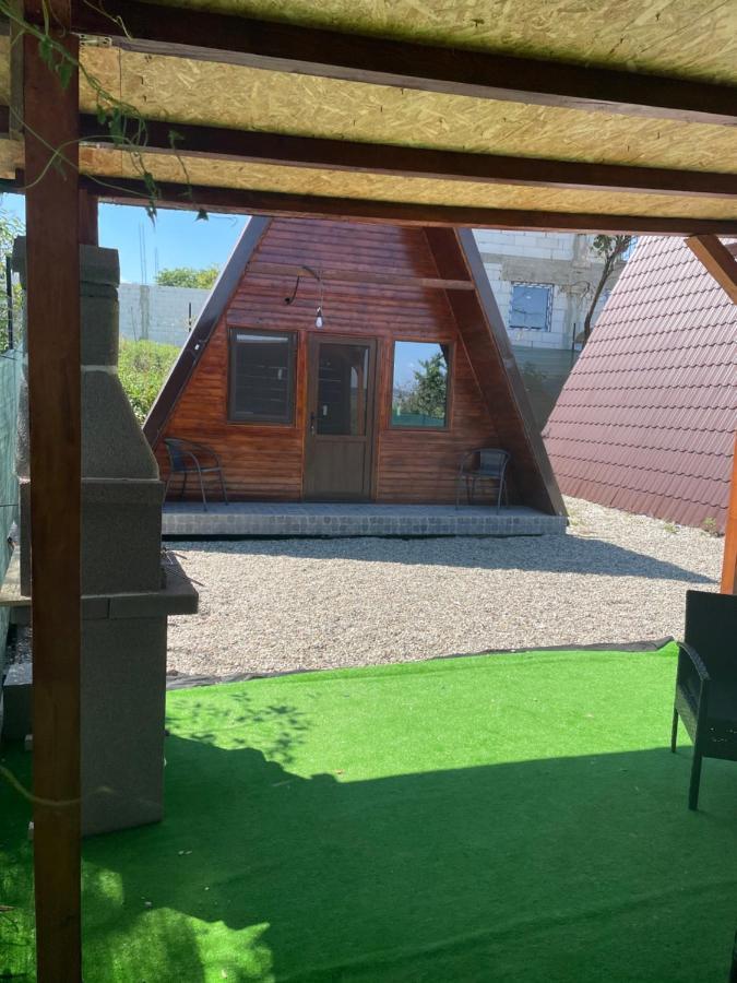 Cabana Tip A La 300 M De Castel Hunedoara Exterior foto
