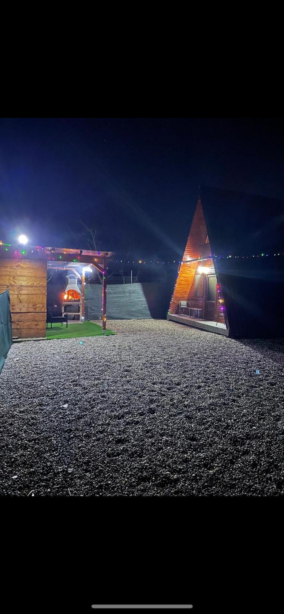 Cabana Tip A La 300 M De Castel Hunedoara Exterior foto